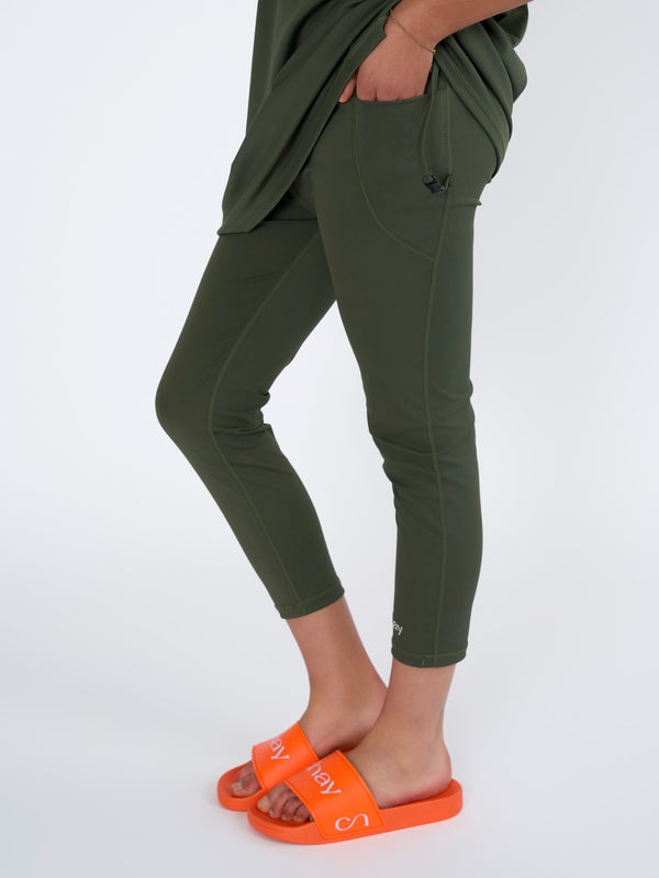 CHAY SeaActive Kids Set - sport T-shirt & Legging - Olive Green
